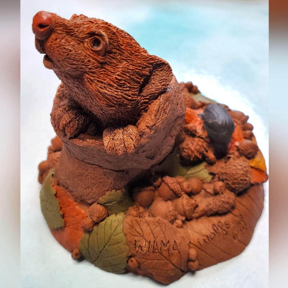 Tim Wolfe Cairn Studio 1991 Vintage Wilma 9010 Figurine #16 Signed Retired